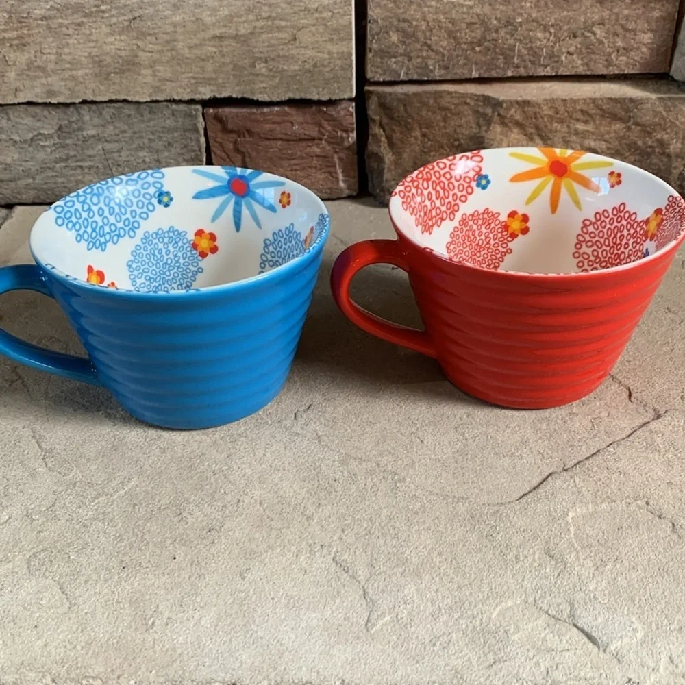 Starbucks 2007 set of 2 coffee cups